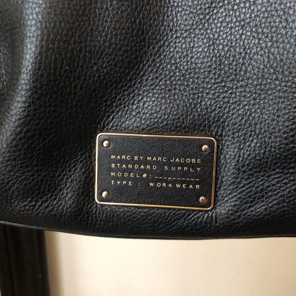 marc jacobs tote - Picture 3 of 7